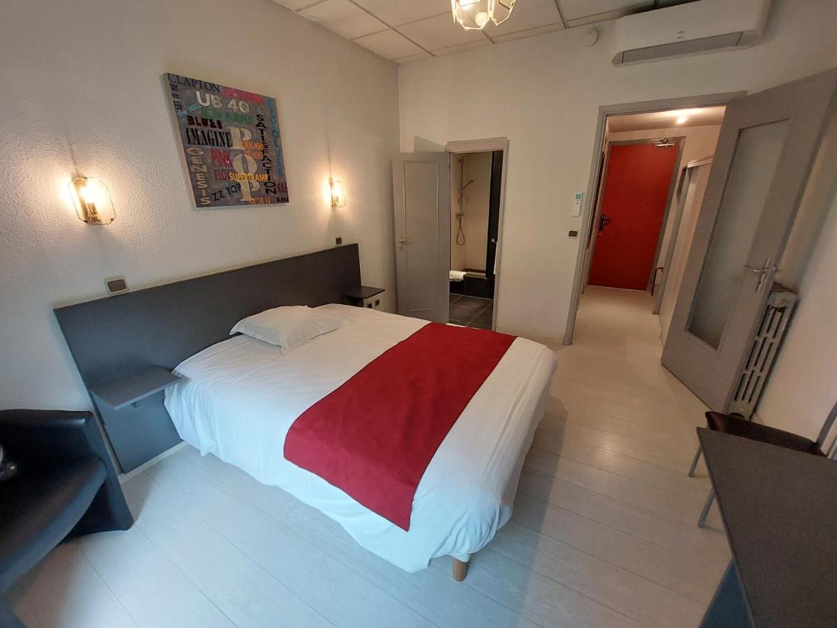 Logis Hotels - Hotel Et Restaurant Le Relais Des Garrigues Grisolles  Экстерьер фото